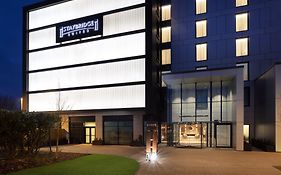 Staybridge Suites London Heathrow - Bath Road, An Ihg Aparthotel